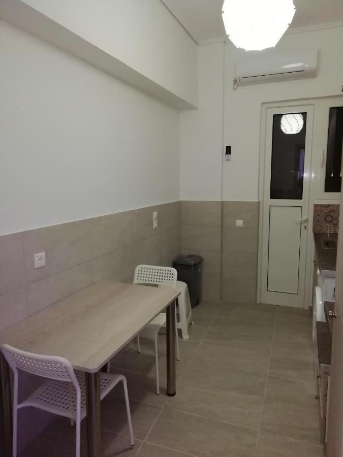 Cute Apartmnet In Thiseio Athens Exterior photo