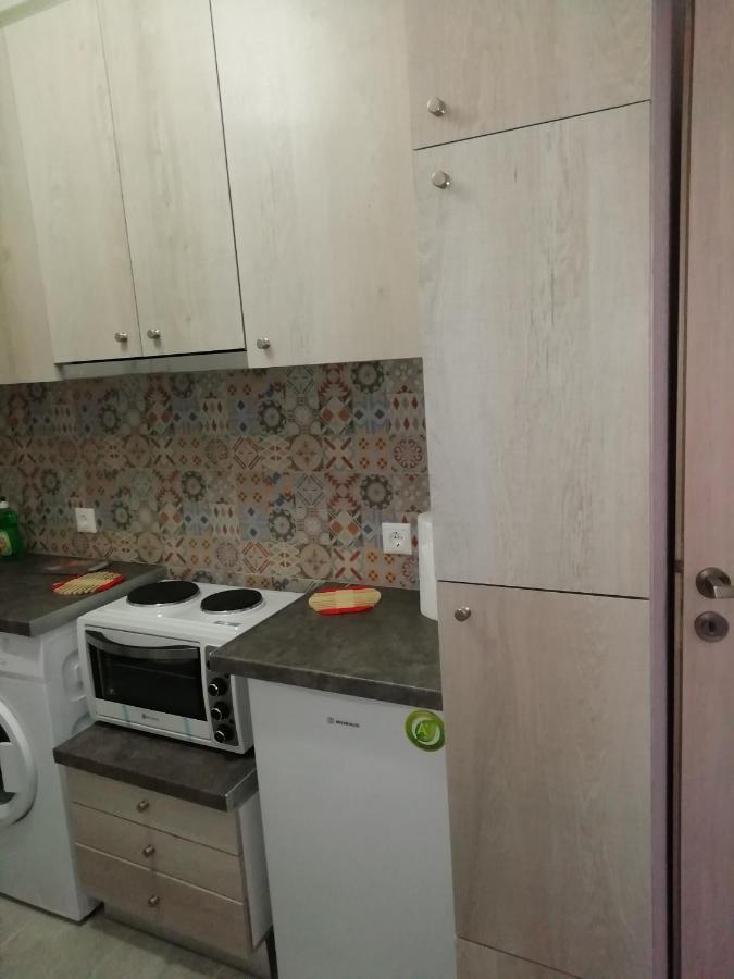 Cute Apartmnet In Thiseio Athens Exterior photo